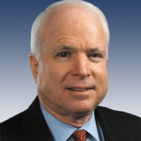 John McCain met en cause le rapport du Pentagone sur les consquences de l'abrogation 