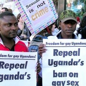 La justice interdit  la presse de outer les homosexuels  - Ouganda