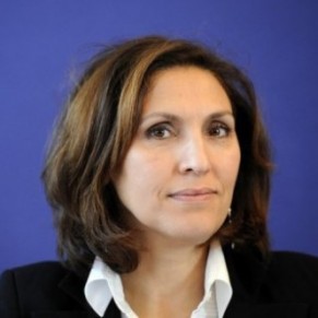 Nora Berra suscite une vague d'indignation