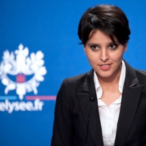 Najat Vallaud-Belkacem présente un plan contre l'homophobie