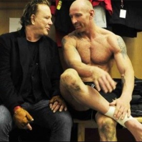 Gareth Thomas et Mickey Rourke ensemble dans les bars gay de Londres - Biopic