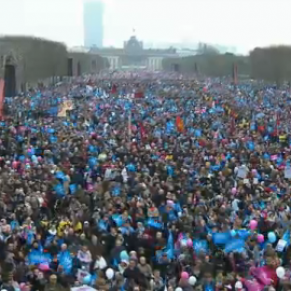 340.000 manifestants contre le mariage  homosexuel - Paris