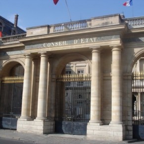 Le <I>oui mais</I> du Conseil d'Etat