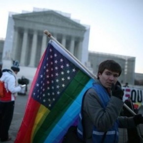 La Cour suprême joue la prudence dans son débat sur le mariage gay