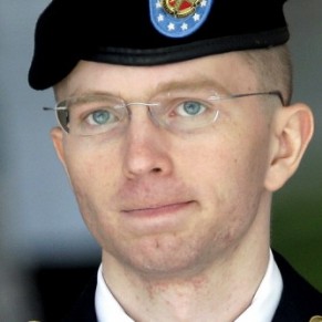 Bradley Manning condamn  35 ans de prison annonce un recours en grce auprs d'Obama