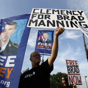 Chelsea Manning dpose un recours en grce auprs d'Obama