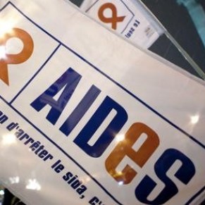 Journe de grve des salaris de Aides le 14 fvrier