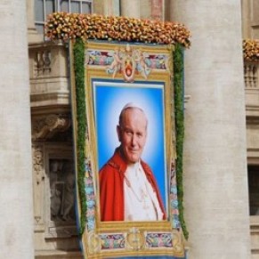 Les ombres  la canonisation de Jean-Paul II - Sida, pdophilie, homosexualit