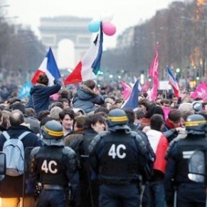 Les policiers soupçonnés de chantage à la naturalisation pas sanctionnés