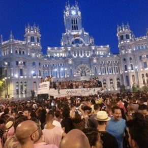 Plus d'un million de personnes  gay pride de Madrid - Espagne