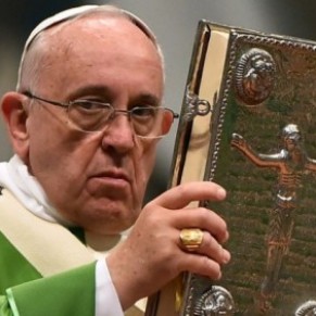 Le pape ouvre un synode dans une ambiance tendue  - Famille, mariage, divorce, gays