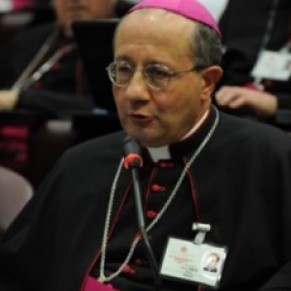 Un proche du pape dment toute fermeture vis  vis des homosexuels - Synode sur la famille