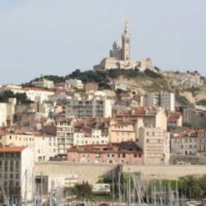 Plainte contre X aprs l'annulation d'un mariage homosexuel  cause d'une lue - Marseille 