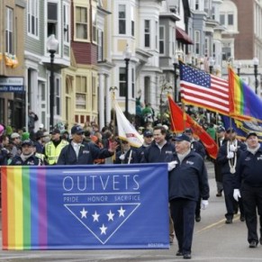 La parade traditionnelle s'est ouverte aux gays  Boston