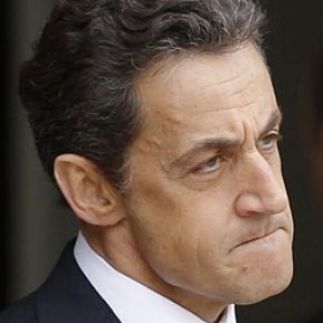 Sarkozy porte plainte contre Le Parisien - Propos srophobes 