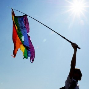 La justice russe rejette la plainte d'une professeure licencie pour son homosexualit - Saint-Ptersbourg 