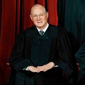 Le juge Kennedy, l'arbitre suprme qui a donn le mariage aux homosexuels - Portrait
