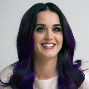 Katy Perry veut acheter leur couvent, des nonnes se rebiffent - Etats-Unis