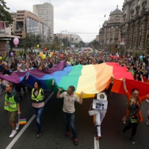 Gay Pride  Belgrade sans incident, appel  la solidarit avec les migrants - Serbie