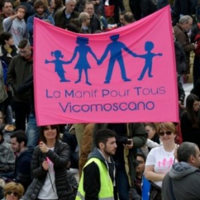 La manifestation d'opposants aux unions civiles rassemble moins de monde qu'attendu - Italie