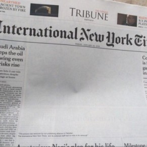 Un baiser gay censur dans l'dition locale de l'International New York Times - Pakistan