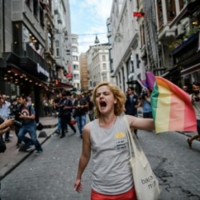Des pro-Gay Pride disperss  Istanbul, deux dputs allemands interpells - Turquie