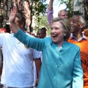 Hillary Clinton  la Gay Pride de New York, marque par le massacre d'Orlando  - Etats-Unis