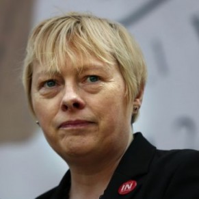 Angela Eagle, dpute ouvertement lesbienne, se lance  l'assaut du Labour - Grande-Bretagne