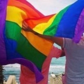 Des associations rclament la fin des discriminations envers les  LGBT