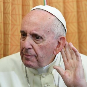 Les propos du pape sur la <I>thorie du genre</I> suscitent scepticisme et rprobation 