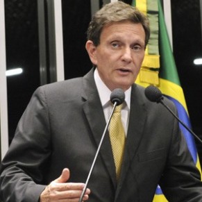 Un maire vanglique au pass homophobe lu  Rio - Brsil 