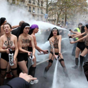 Une association catholique perd  nouveau son procs contre six Femen - Mariage homosexuel