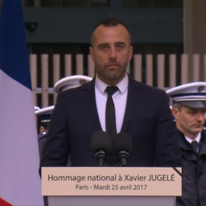 L'hommage poignant de son compagnon au policier tu Xavier Jugel - Attentat des Champs-Elyses