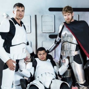 STAR WARS 2 ; les soldats de la galaxie s'envoyent en l'air - DVD / Men.com
