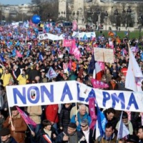 Rouvrir le dossier de la PMA serait une <I>erreur majeure</I> - La Manif pour tous  Macron