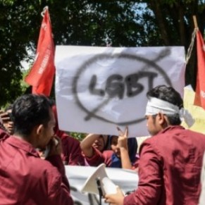 L'Indonsie classe l'homosexualit comme <I>maladie mentale</I> - Un pas de plus vers la pnalisation 