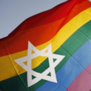 Une crmonie juive adapte  un jeune ayant fait son coming-out en tant que personne non genre - Grande-Bretagne  