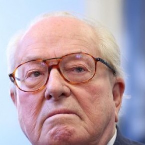 Jean-Marie Le Pen se dfend d'tre homophobe dans une publication gay - Extrme droite