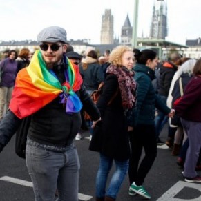 Rassemblements contre l'homophobie aprs de violentes agressions - Rouen / Marseille 