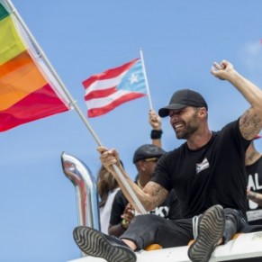 Manifestation gante  Porto Rico pour demander le dpart du gouverneur 