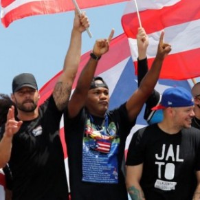 Porto Rico en liesse aprs la dmission du gouverneur - Injures homophobes / Corruption
