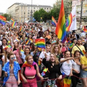 La communaut LGBT rclame une table ronde sur ses droits - Pologne 