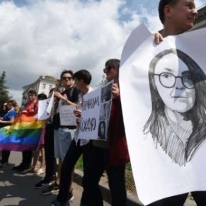 Atmosphre de peur dans la communaut LGBT face  la chasse aux gays  - Russie 