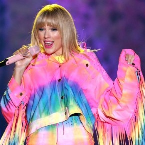 Taylor Swift rcompense pour son morceau contre l'homophobie  - MTV Video Music Awards