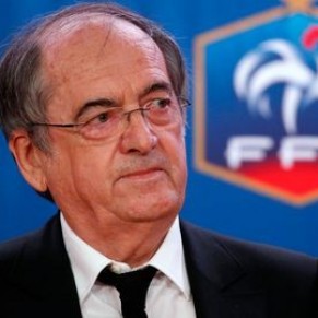 Le prsident de la Fdration franaise de football trouve qu'on arrte trop de matches
