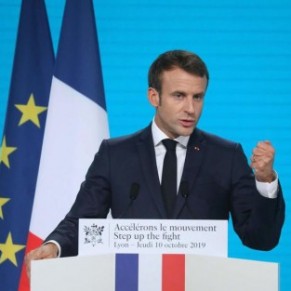 Emmanuel Macron annonce une augmentation de 15% de la contribution de la France  la lutte contre le sida - Confrence de Lyon 