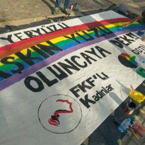Le procs de 18 tudiants aprs une marche pro-LGBT ajourn - Turquie 