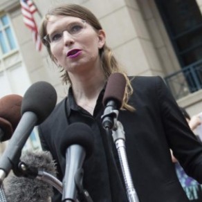Donald Trump parle de Chelsea Manning comme d'un homme - Transgenres 