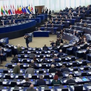 Le Parlement europen dbat des discriminations anti-gay en Europe centrale - Europe 