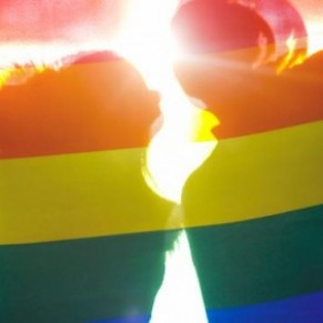 Les attitudes envers les lesbiennes plus positives qu'envers les gays, selon une tude dans 23 pays - Monde 